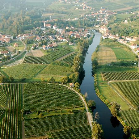 Appartamento Prabatsch-Aichinger Winzergut Langenlois Esterno foto
